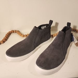 Tom's Gray slip on shoes